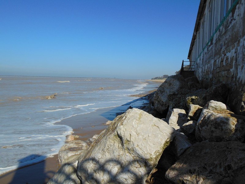 0072 DSCN0081 Muddy Playa de La Jara