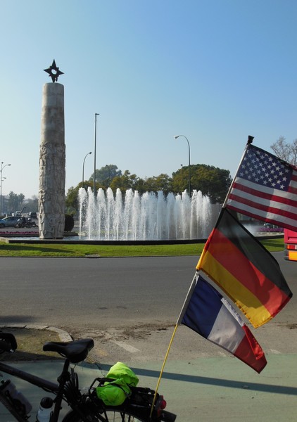 0180 DSCN0127 Seville near Costurero de la Reina