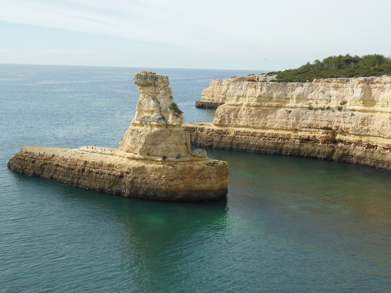 0469 DSCN0238 Submarine Rock Coast Armacao de Pera