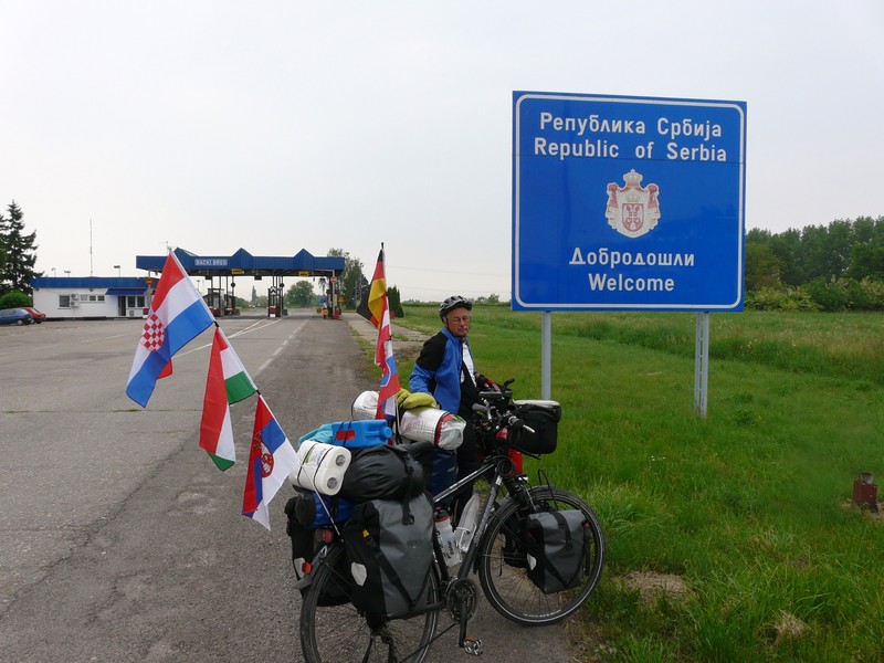 0841 P1120008 Serbia Border