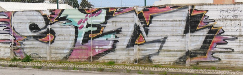 0999 DSCN0545 Olhao Grafitti