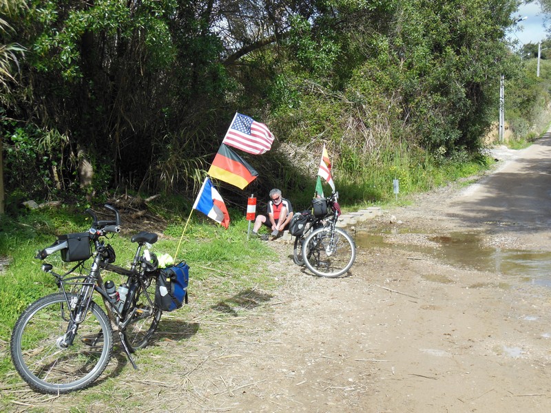 1058 DSCN0578 Fixing the Foot