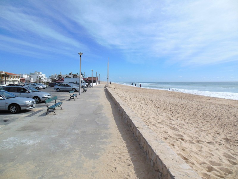 1068 DSCN0583 Faro Beach