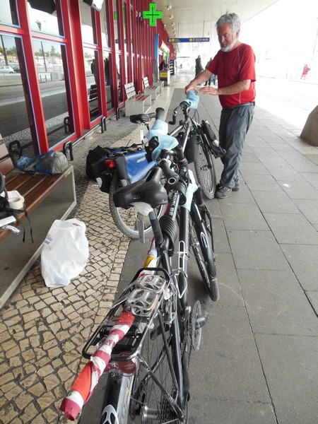 1078 DSCN0591 Faro Airport