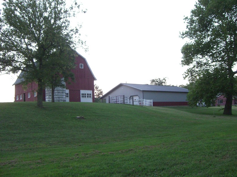 CIMG1291 Typical Indiana Farmhouse