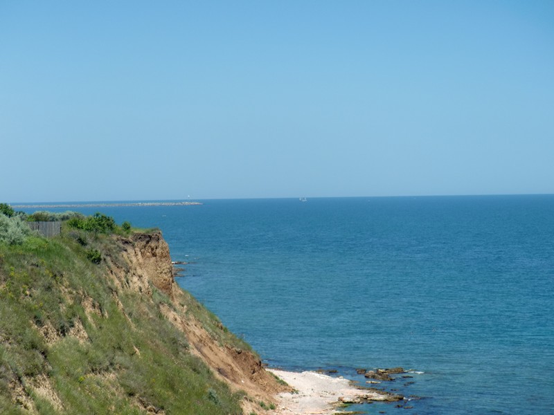 CIMG1496 Cliff on Black Sea