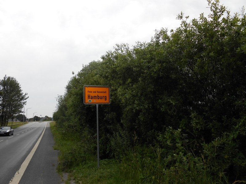 DSCN1551 Hamburg Sign