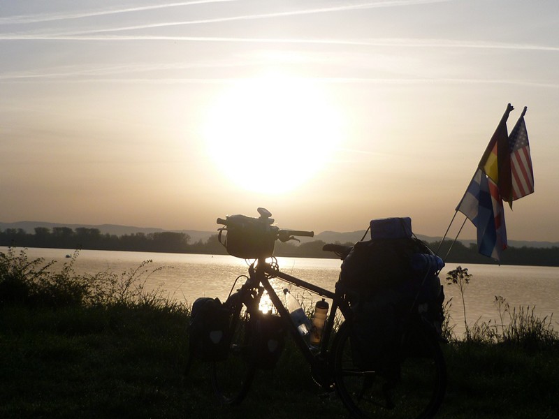 P1000353 Bike at Sunrise on Rhine
