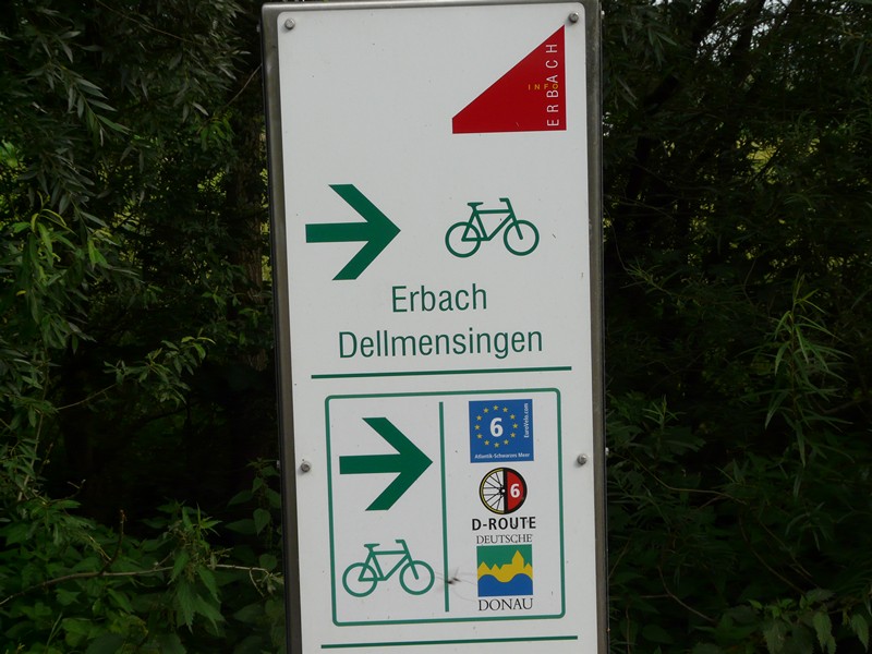 P1150596 sign to Erbach