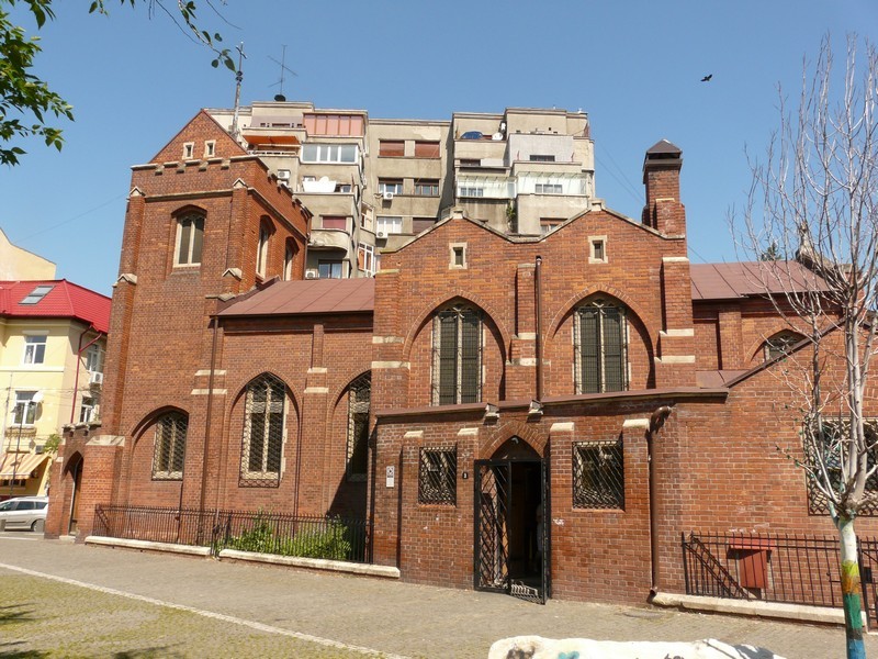 P1200185 Anglican church Bucharest