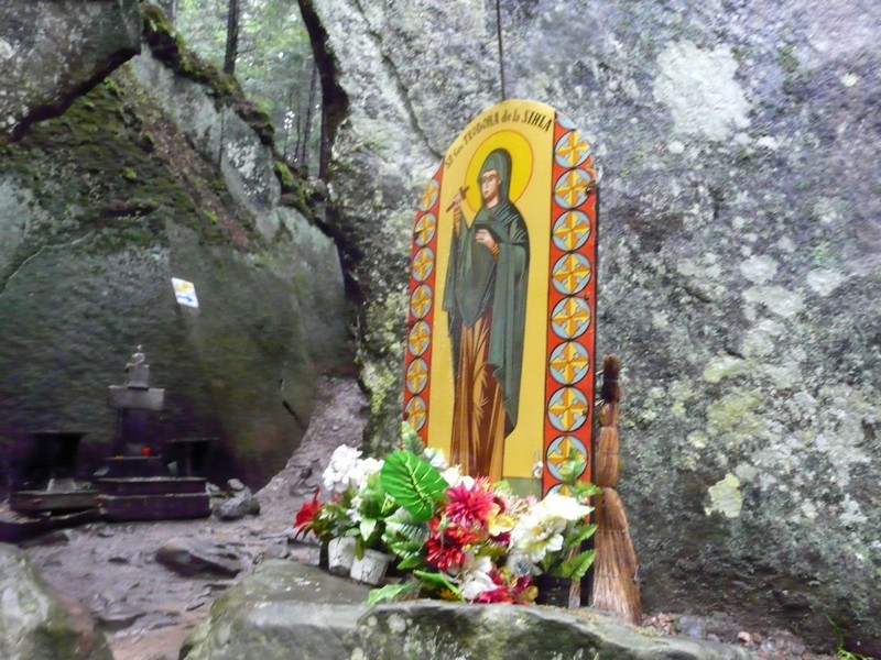 P1200689 Agapia Veche Cave