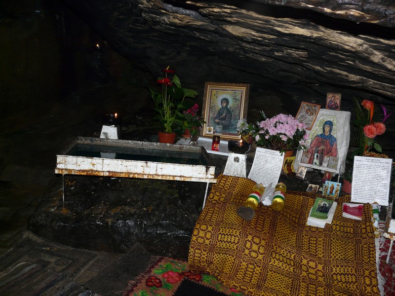 P1200694 Agapia Veche Cave