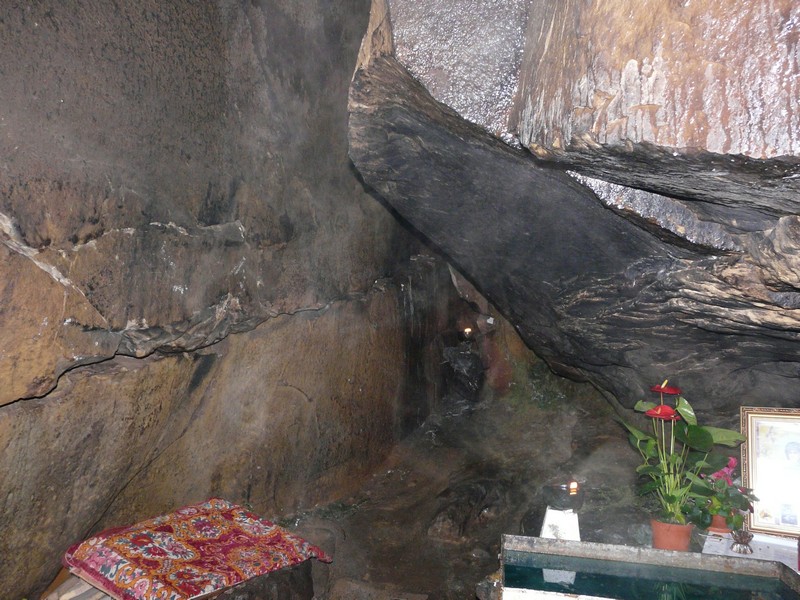 P1200695 Agapia Veche Cave