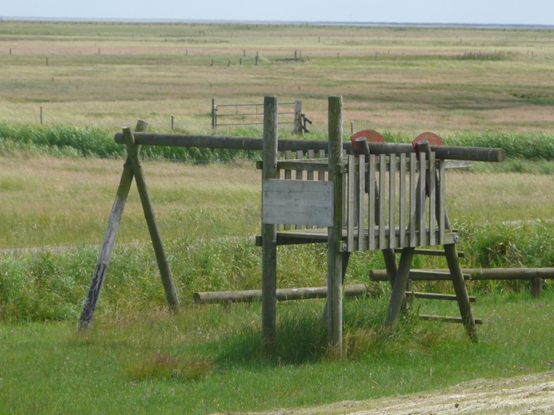 P1240716 Hallig Hooge Playground