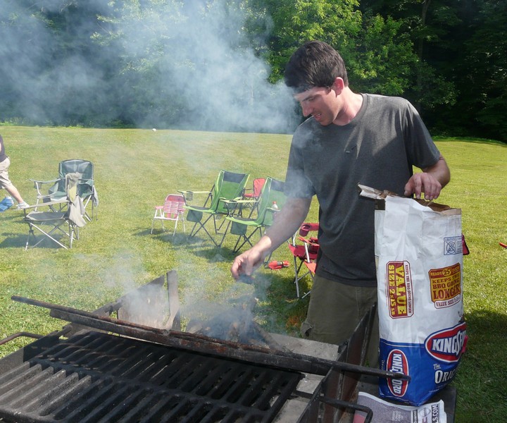 P1270742 Matt grilling