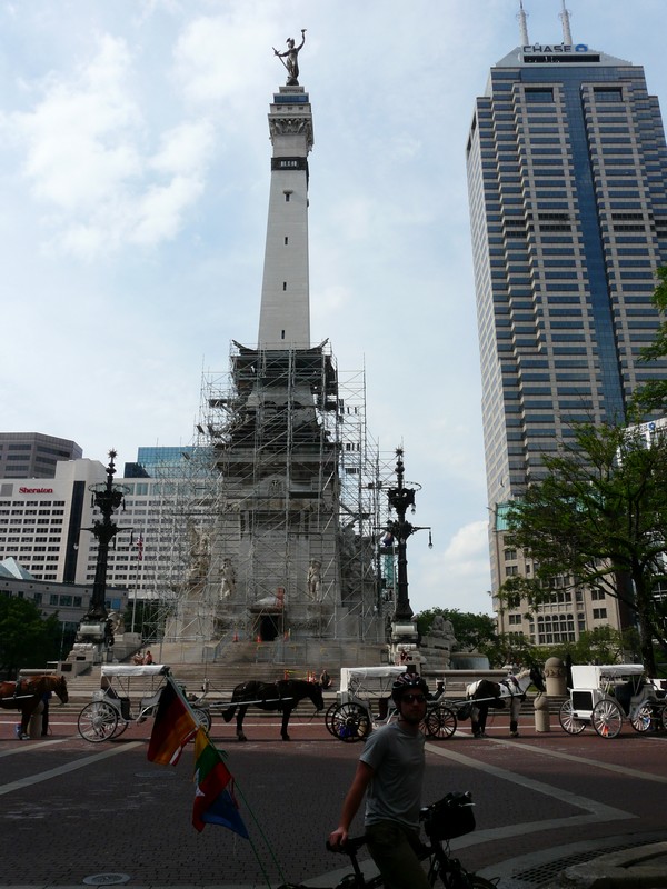 P1270790 Indy Circle