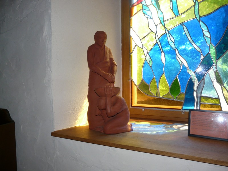 P1280018 Pl�tzky chapel blind sculpture